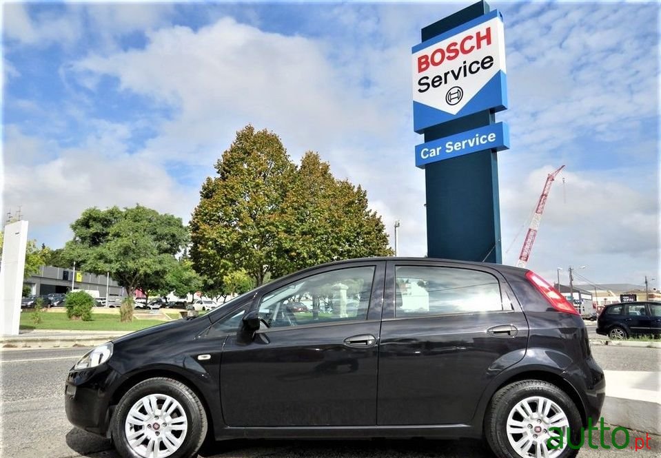 2017' Fiat Punto photo #3