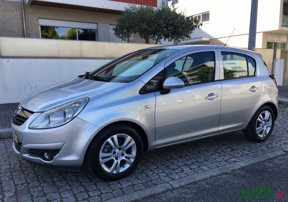 2010' Opel Corsa Enjoy photo #1