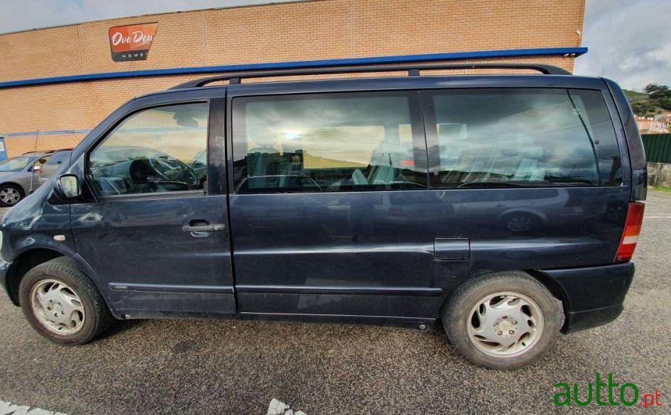 1998' Mercedes-Benz V-230 photo #3