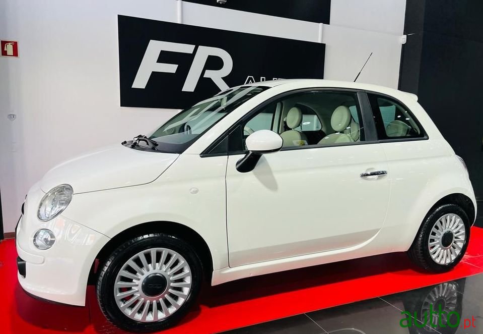 2011' Fiat 500 photo #2