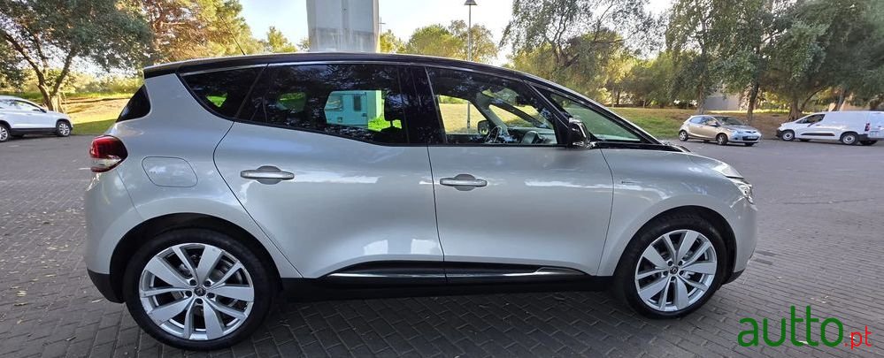 2019' Renault Scenic 1.7 Blue Dci Limited photo #5