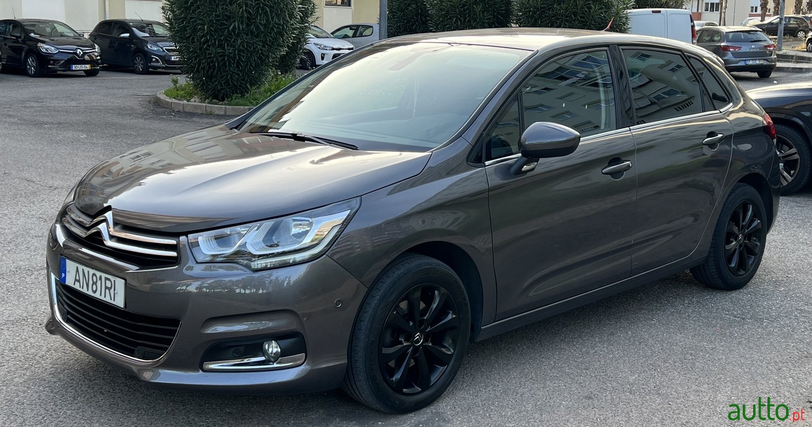 2017' Citroen C4 photo #1