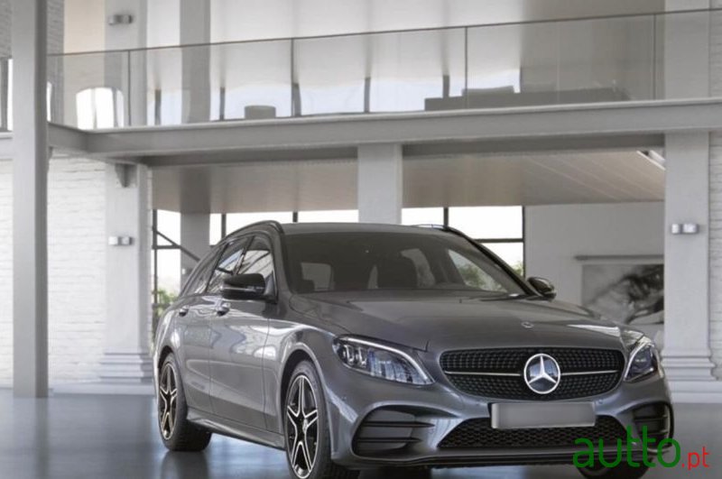 2021' Mercedes-Benz C 300 De Amg Line photo #1