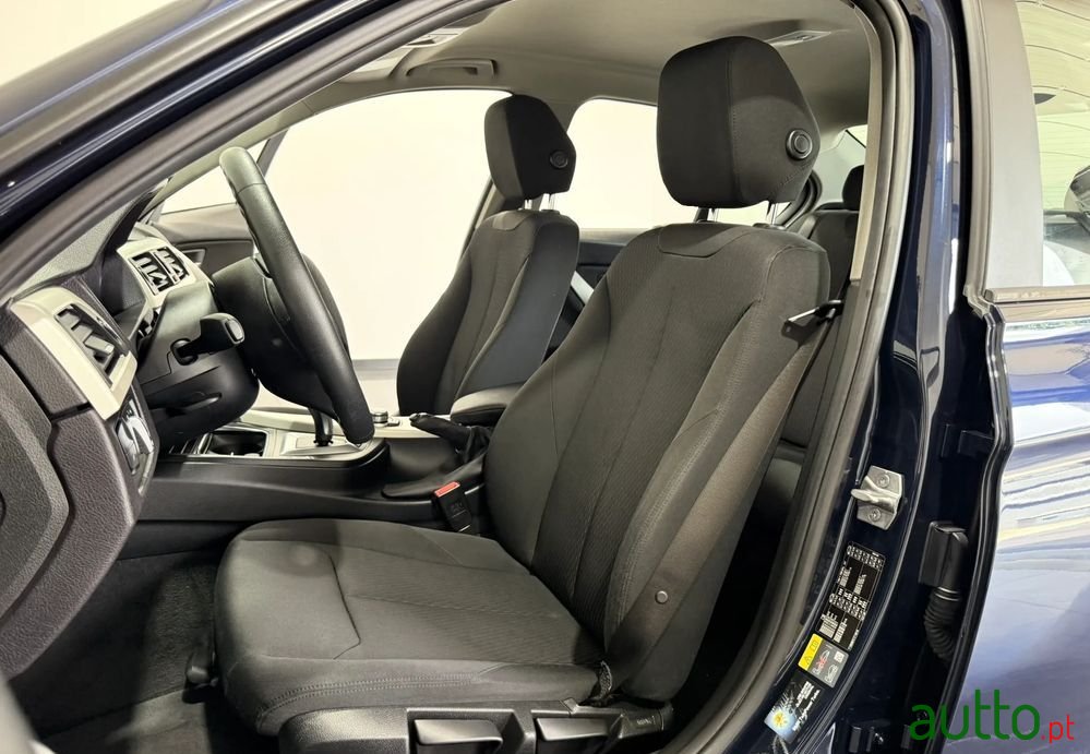 2016' BMW Série 3 photo #6