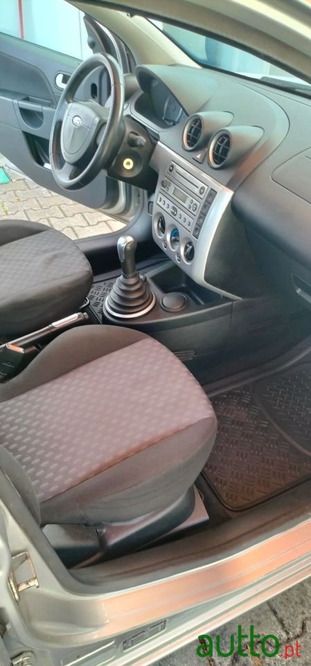 2004' Ford Fiesta 1.25 X-Trend photo #6