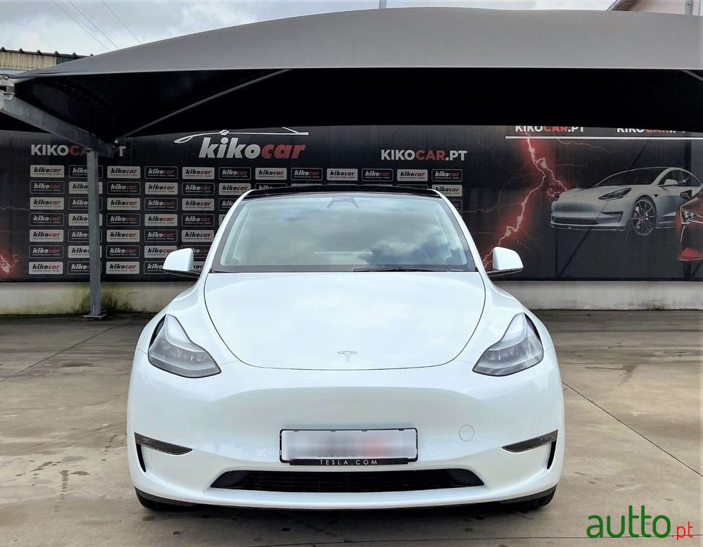 2022' Tesla Model Y photo #2