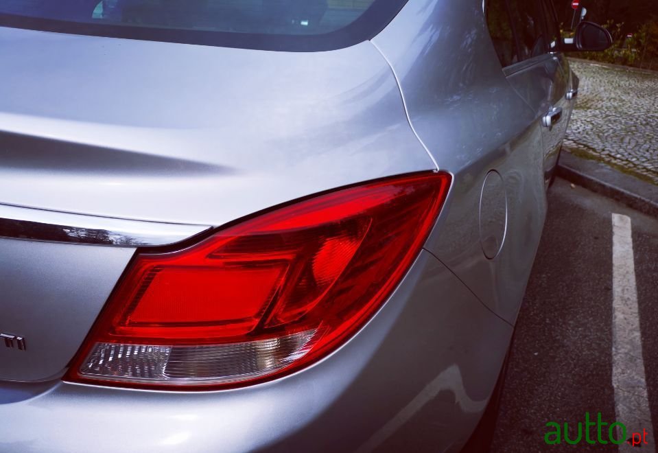 2010' Opel Insignia Cosmo photo #4