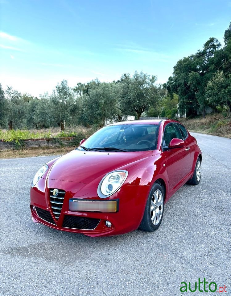 2012' Alfa Romeo MiTo photo #2