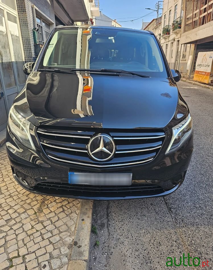 2022' Mercedes-Benz Vito Tourer photo #3