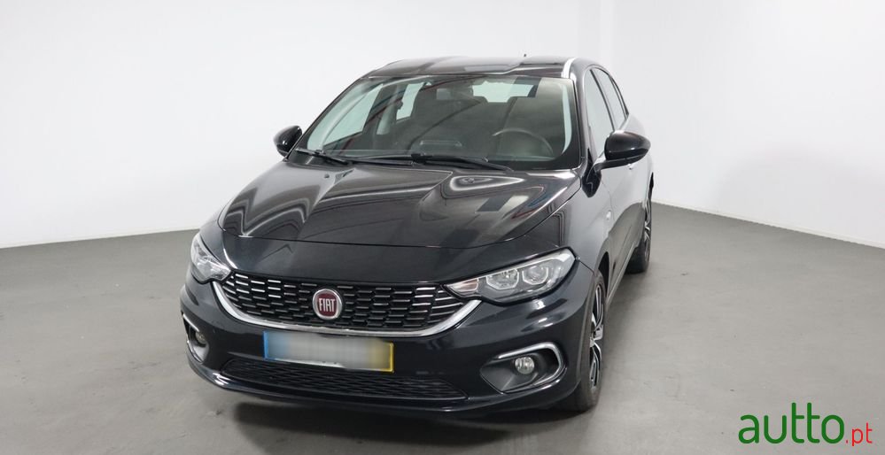 2018' Fiat Tipo 1.3 M-Jet Lounge photo #1