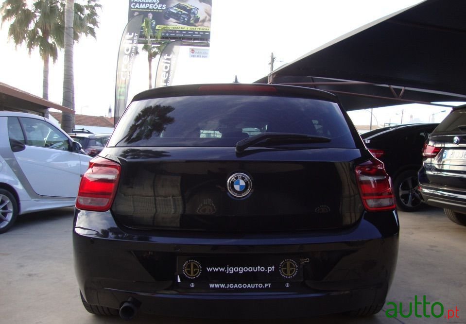 2012' BMW 118 photo #5