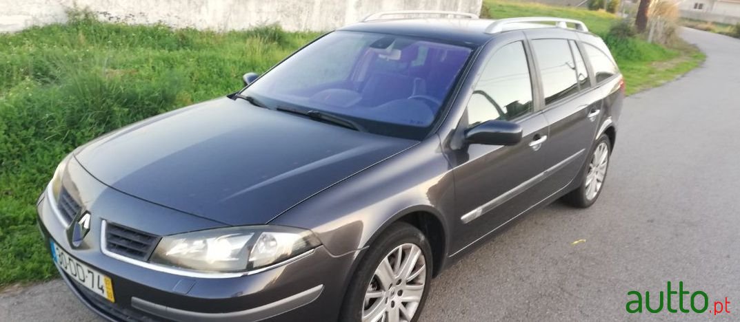 2007' Renault Laguna Break photo #4