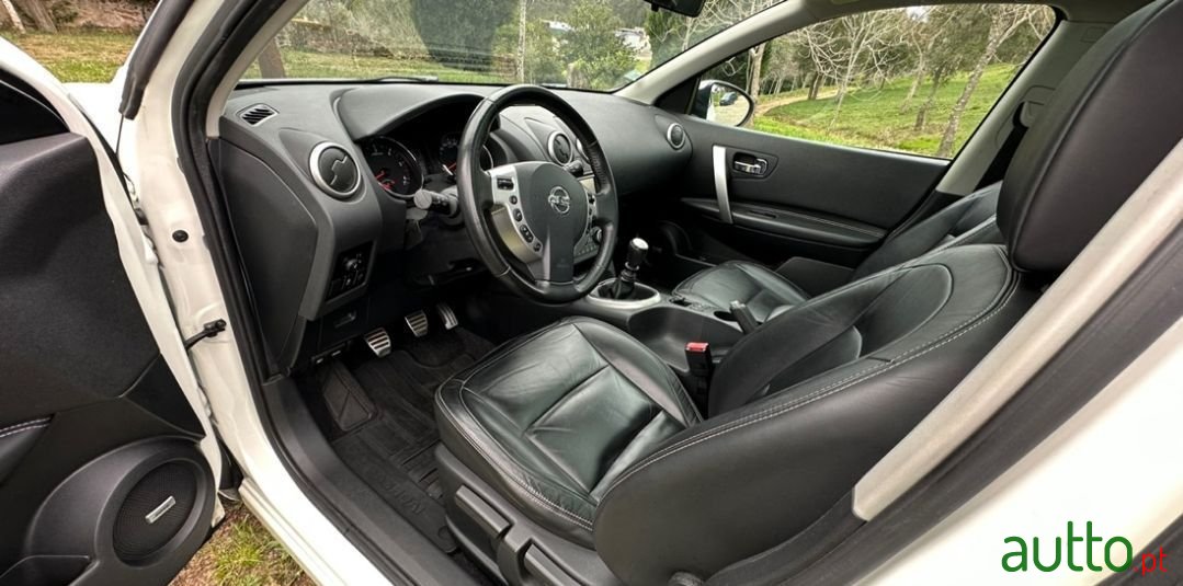 2012' Nissan Qashqai photo #6