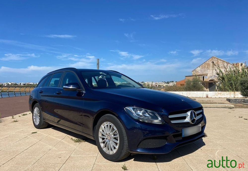 2014' Mercedes-Benz C 200 photo #1