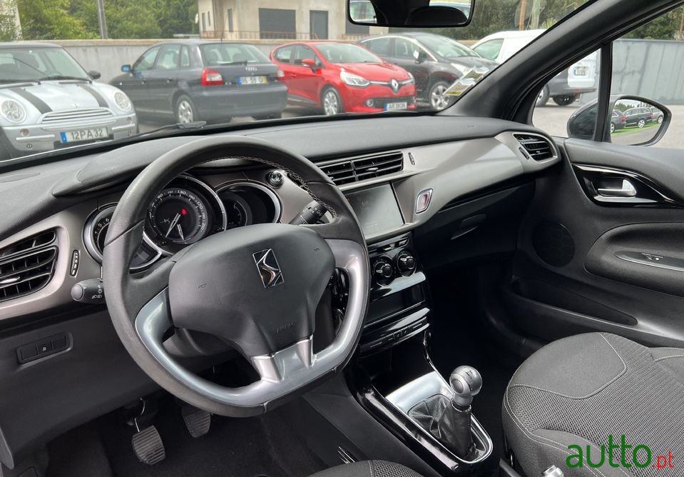 2017' DS Automobiles Ds3 photo #6