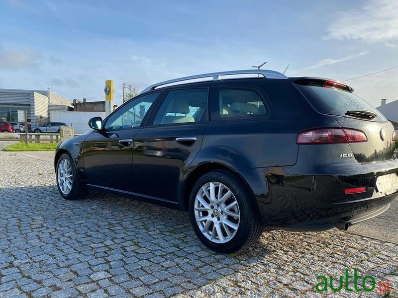 2008' Alfa Romeo 159 Sportwagon photo #2