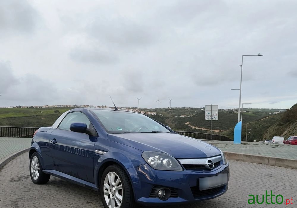 2005' Opel Tigra Twintop 1.4 photo #2