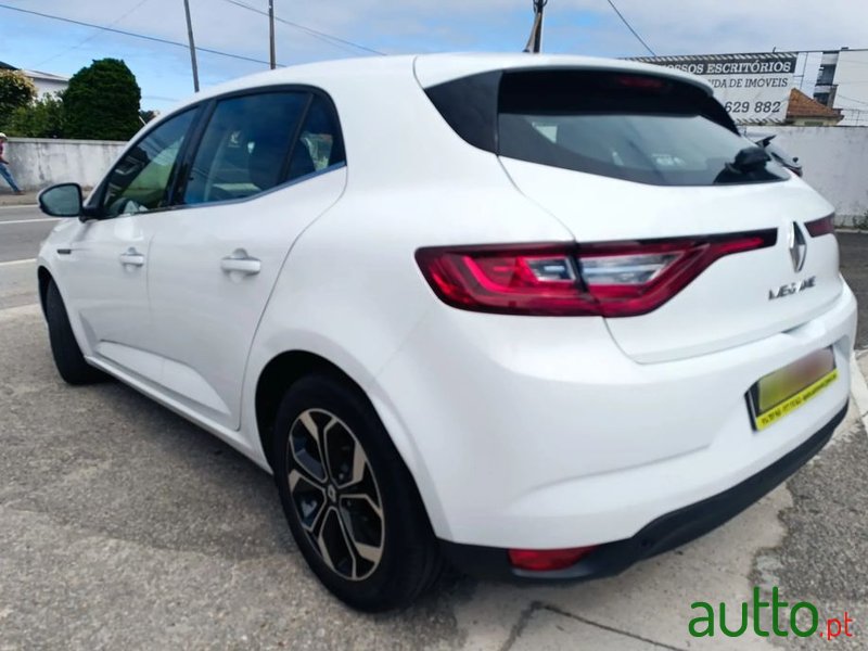2016' Renault Megane 1.5 Dci Zen photo #4
