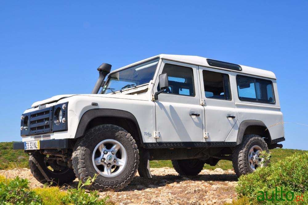 1999' Land Rover Defender 110 photo #1
