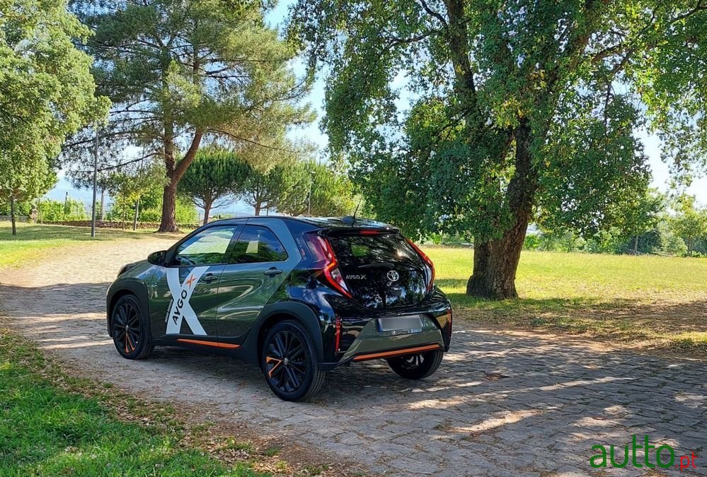 2022' Toyota Aygo X 1.0 Limited photo #2