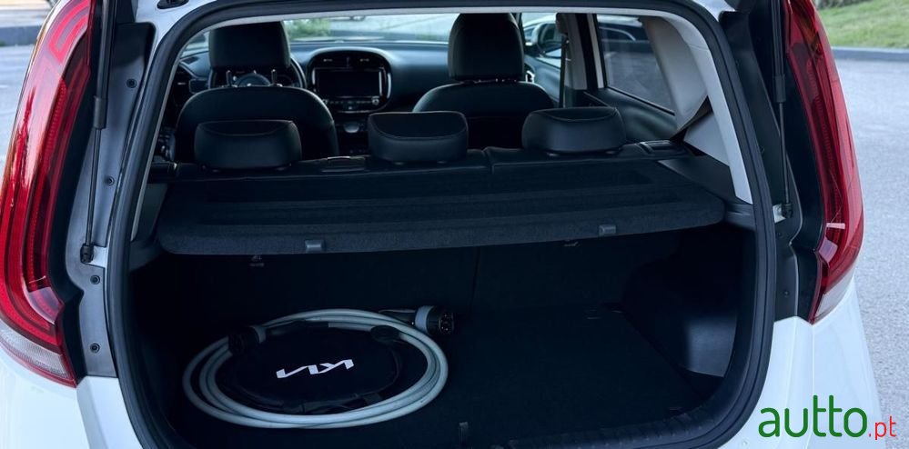 2022' Kia E-Soul 64Kwh photo #6