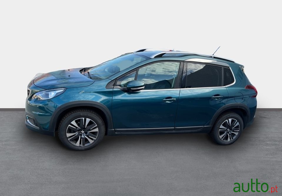 2019' Peugeot 2008 photo #4