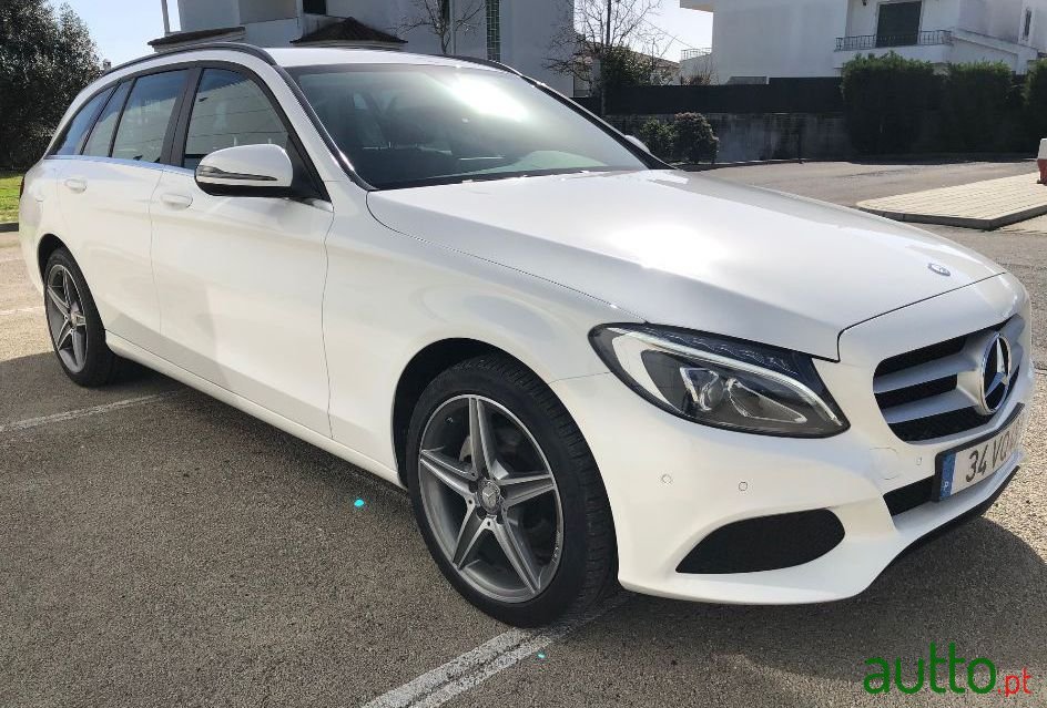 2017' Mercedes-Benz 180 photo #2