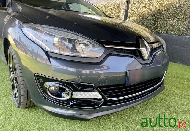 2014' Renault Megane photo #5