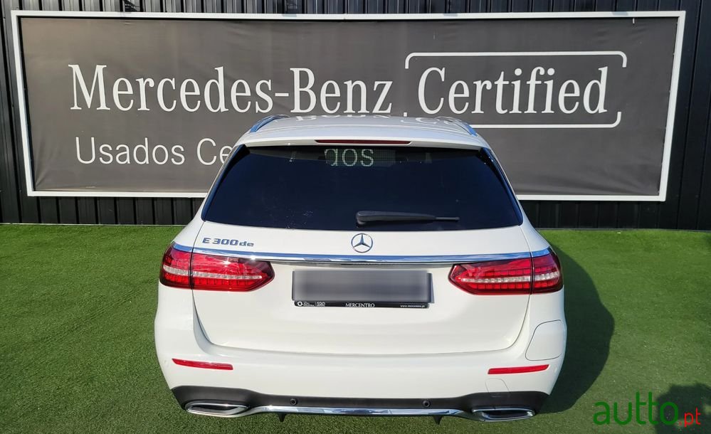 2021' Mercedes-Benz E 300 De Amg Line photo #6