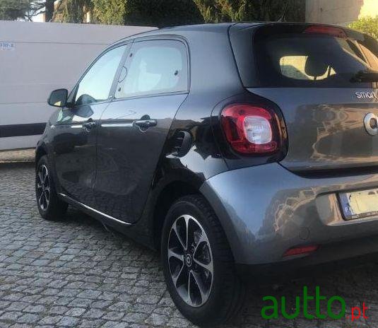 2017' Smart Forfour photo #4