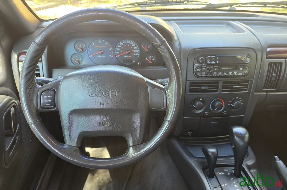 2000' Jeep Grand Cherokee 3.1 Td Laredo photo #6