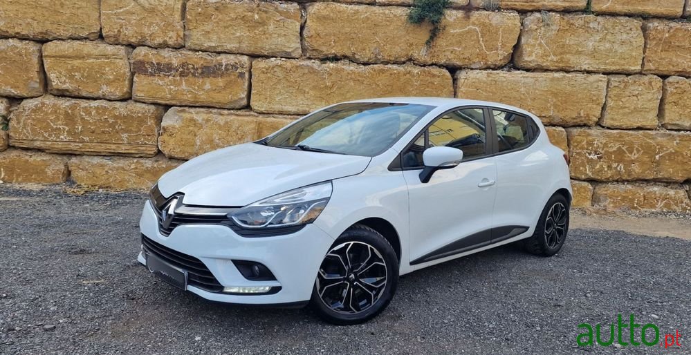 2018' Renault Clio 1.5 Dci Zen photo #1