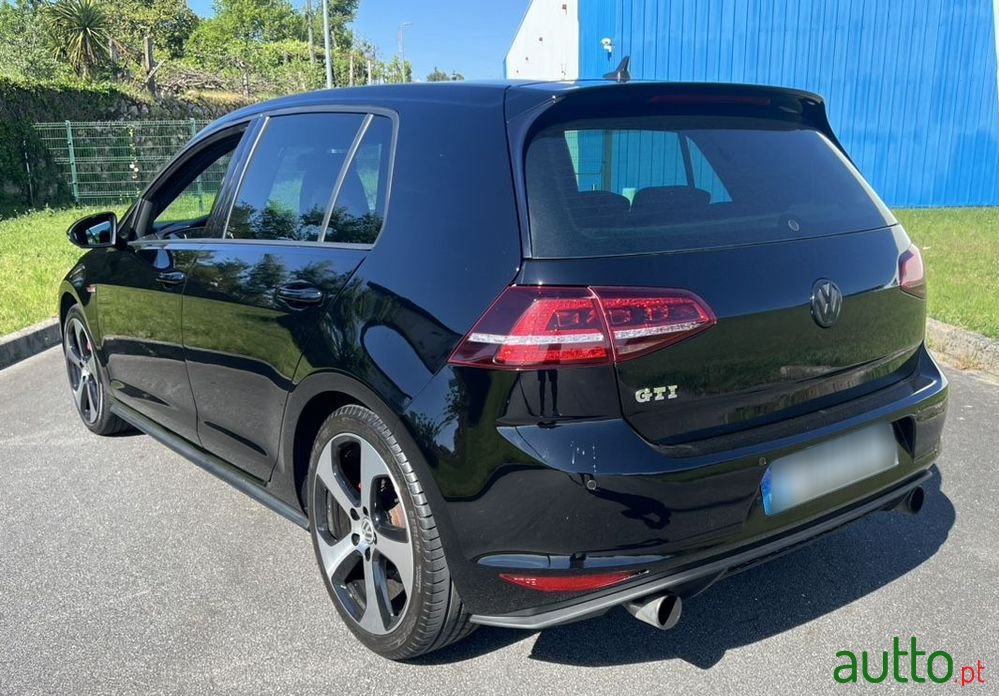 2014' Volkswagen Golf photo #4