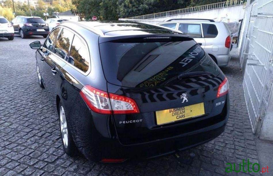 2014' Peugeot 508 Sw photo #2