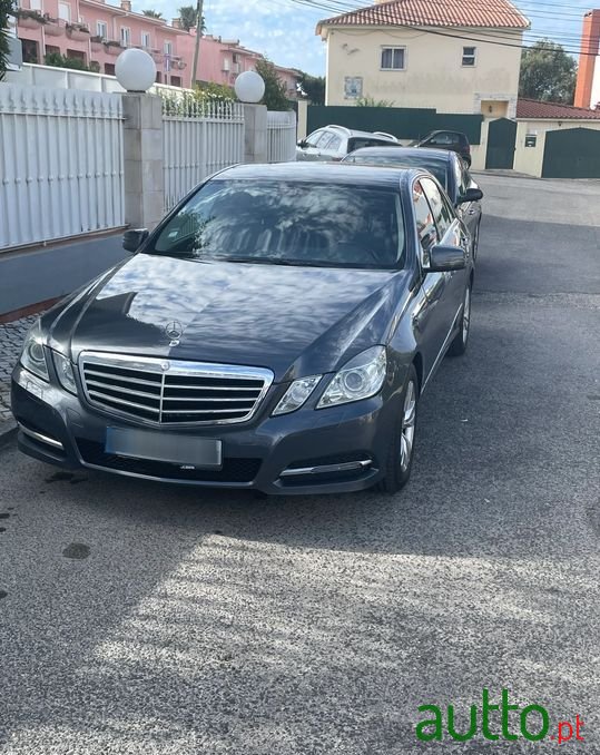 2013' Mercedes-Benz E-300 photo #1