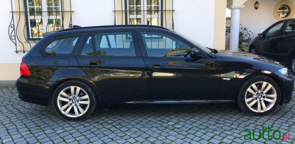 2010' BMW 320 photo #2