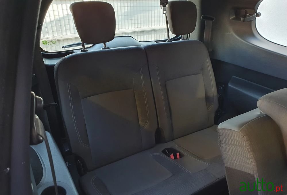 2015' Dacia Lodgy photo #6