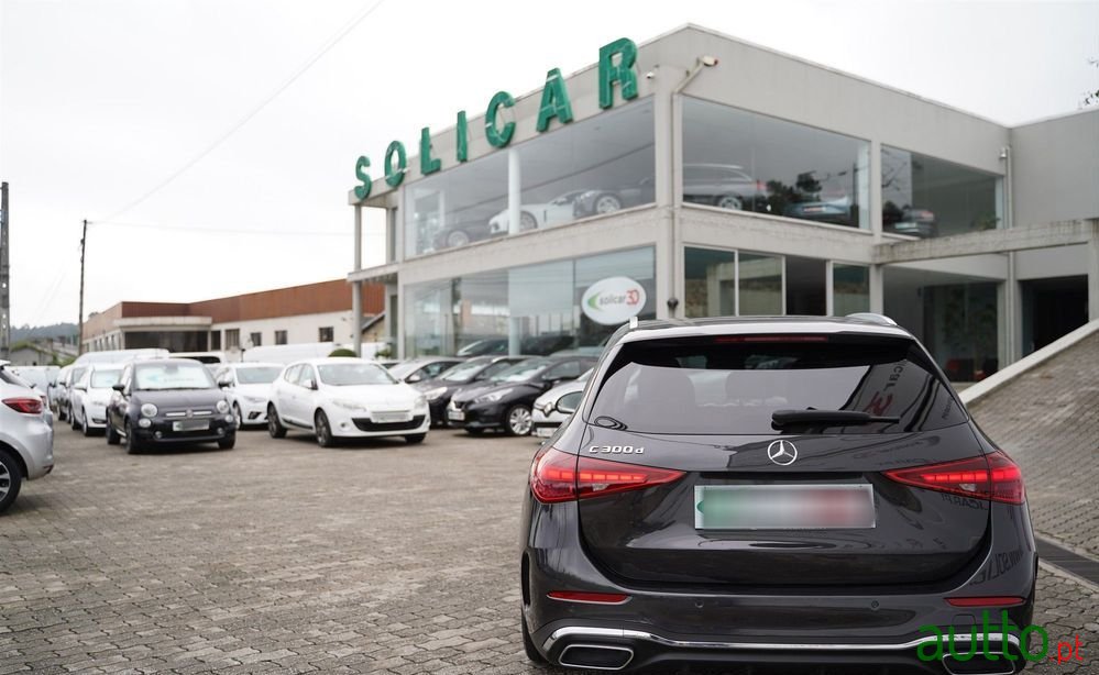 2022' Mercedes-Benz Classe C photo #4