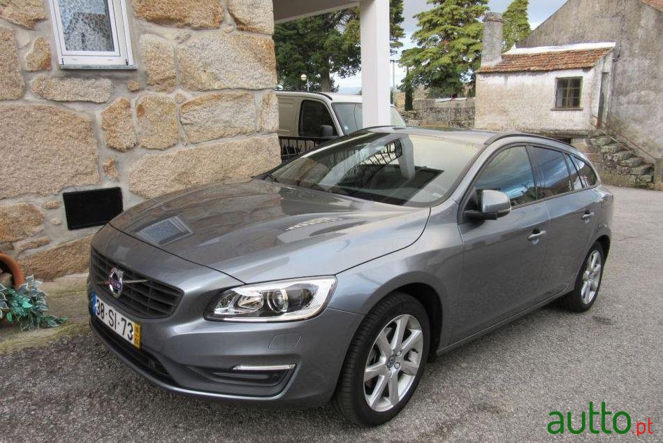 2016' Volvo V60 photo #1