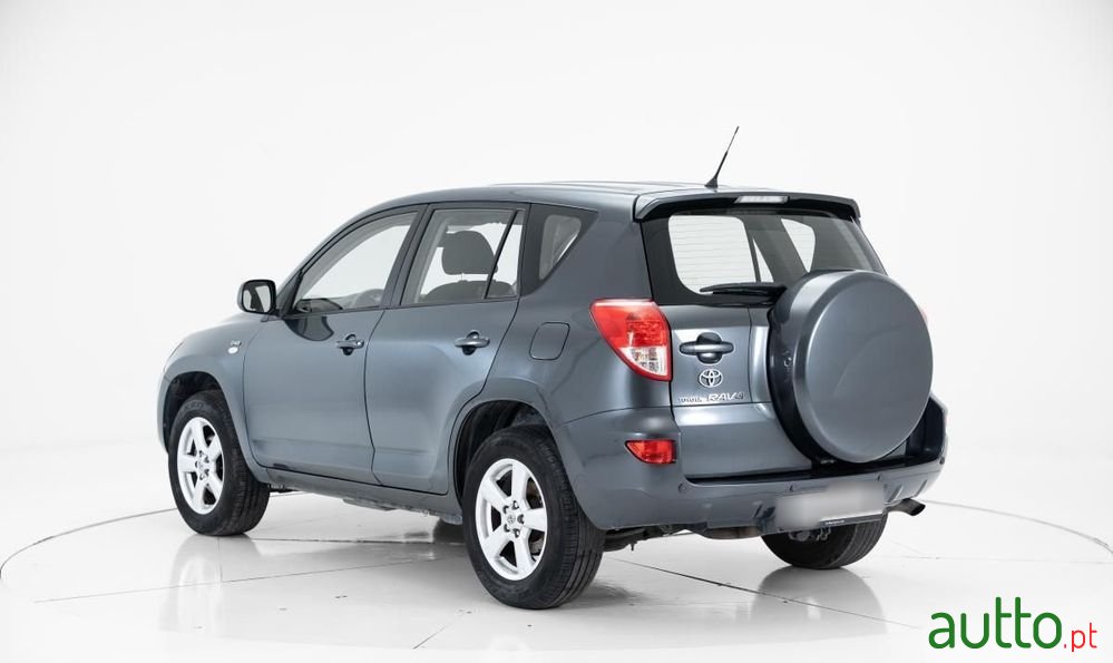 2006' Toyota RAV4 2.2 D-4D photo #4