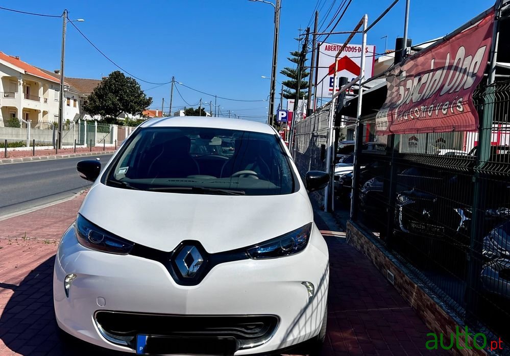 2018' Renault Zoe photo #2