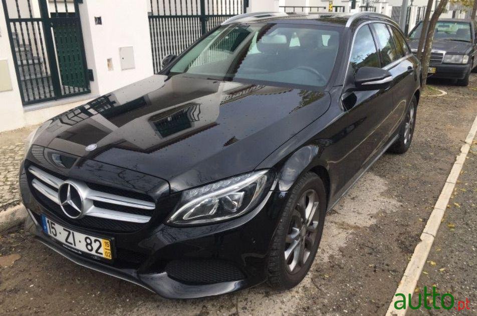 2015' Mercedes-Benz C-200 photo #3