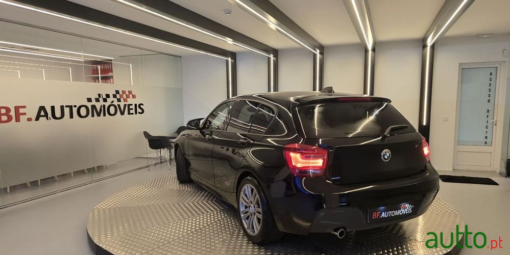 2013' BMW Série 1 D Pack M photo #3