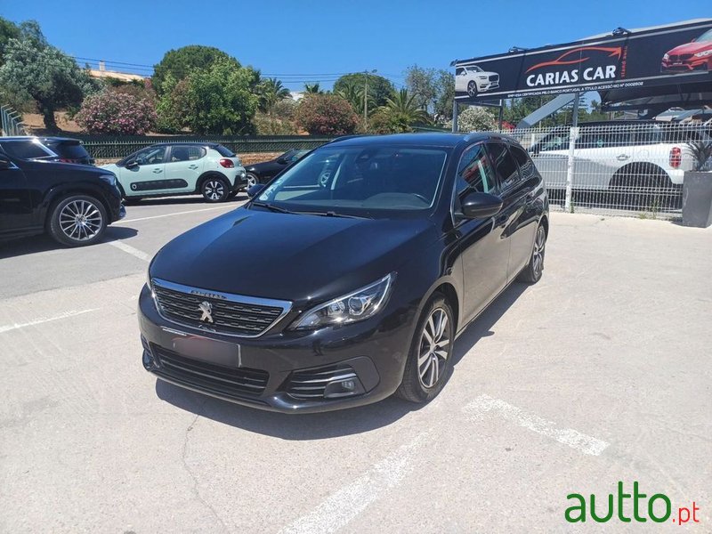 2018' Peugeot 308 Sw photo #1