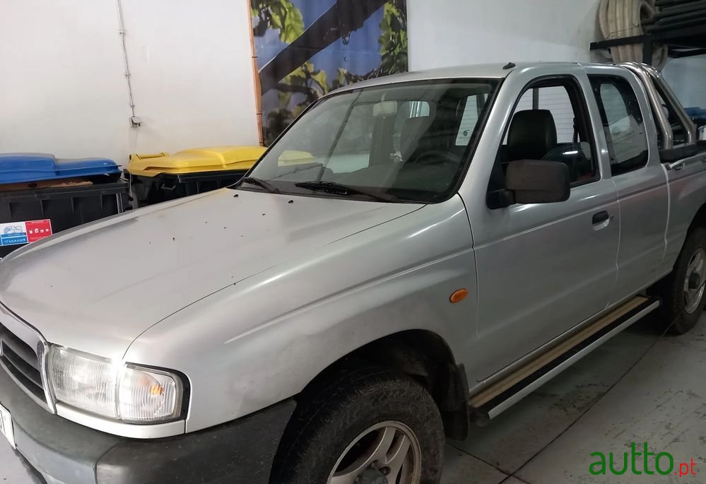 2002' Mazda B 2500 photo #3