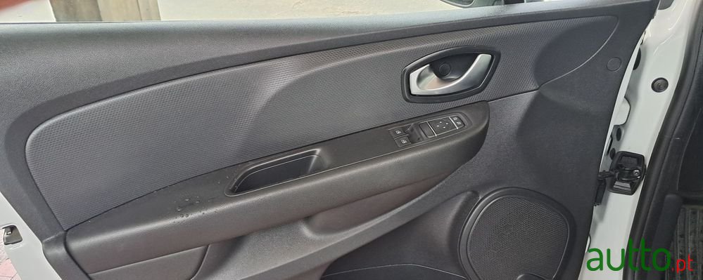 2017' Renault Clio 1.5 Dci Zen photo #4