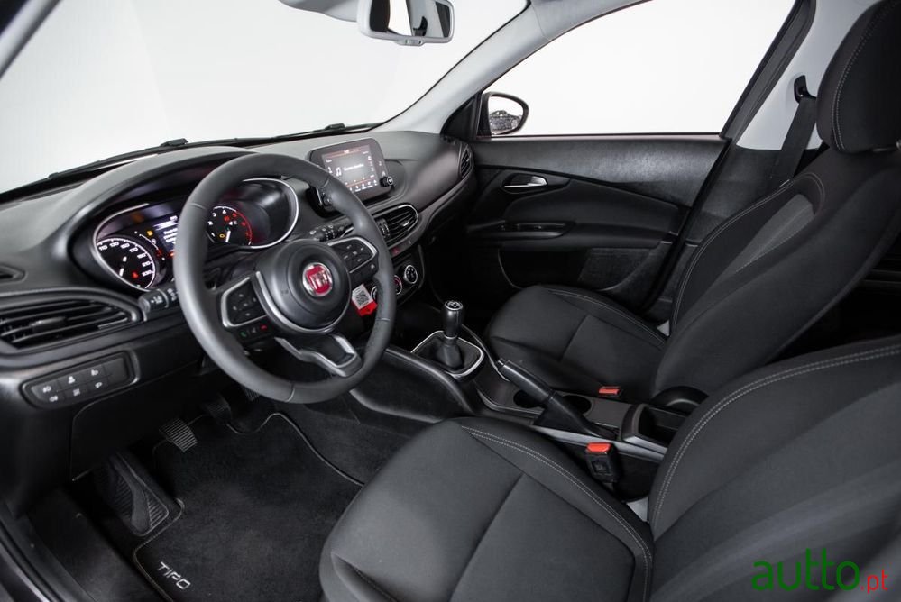 2022' Fiat Tipo photo #6