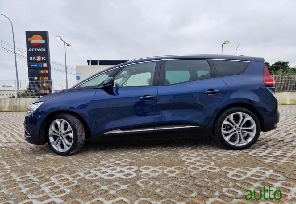 2018' Renault Grand Scénic photo #3