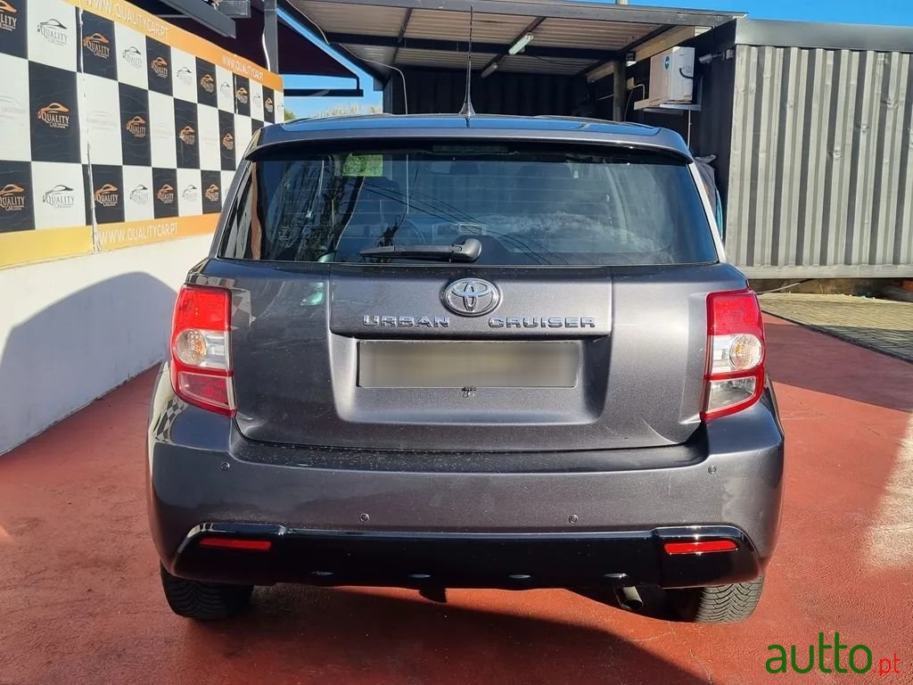 2012' Toyota Urban Cruiser photo #6