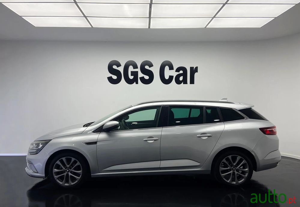 2018' Renault Megane Sport Tourer photo #1